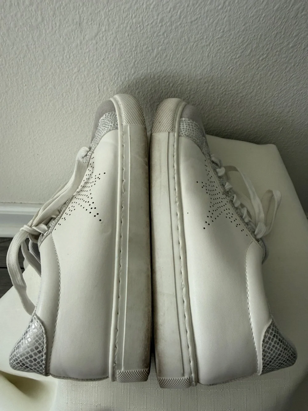 Outwoods Women's White Low-Top Lace-Up Sneakers with Silver Accents - Picture 5 of 8